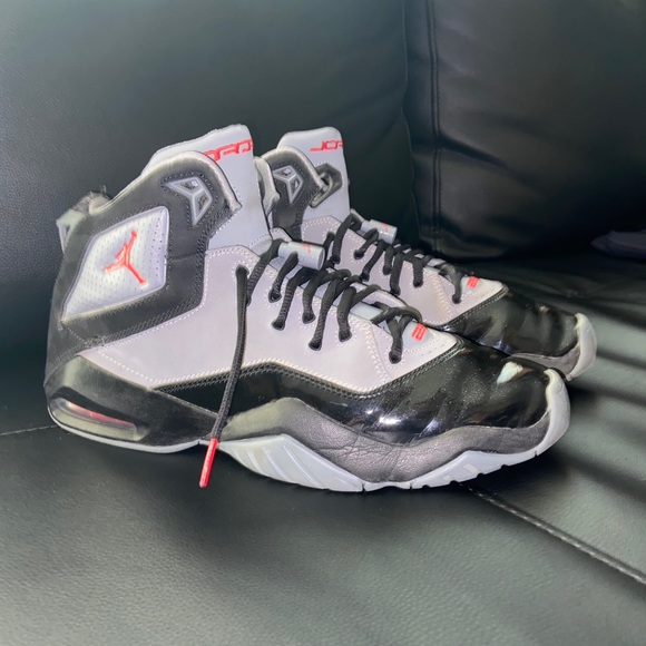 Jordan Other - Jordan b’loyal size 10.5